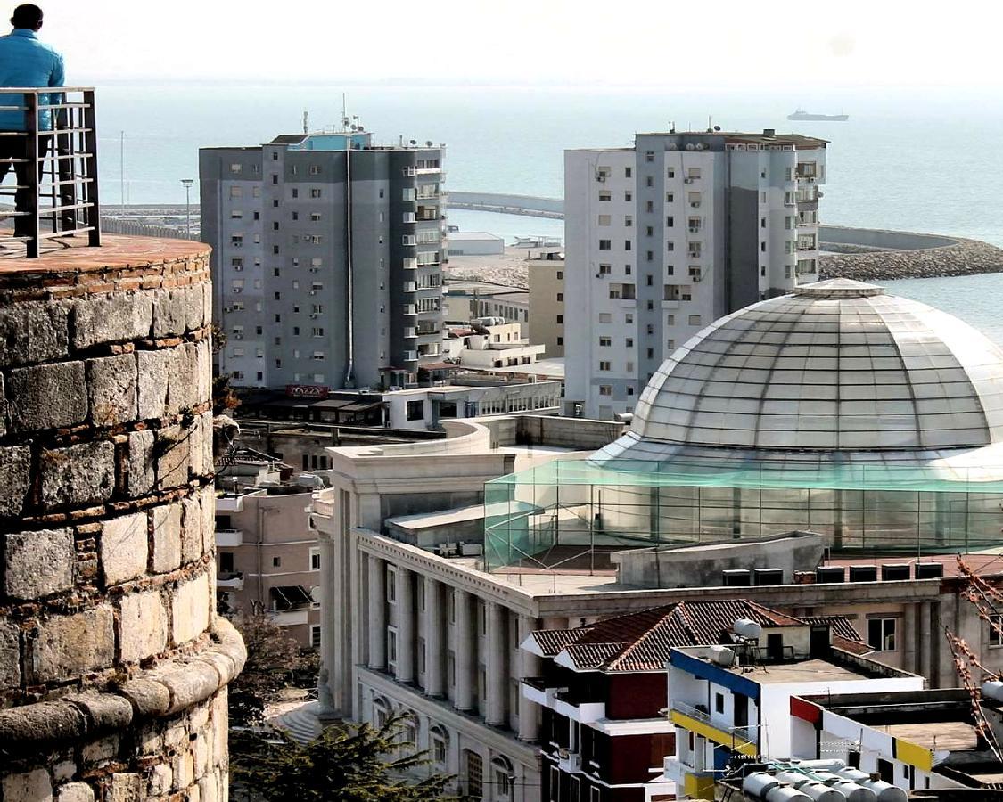 Maksimilian Apartament Durrës Exterior foto